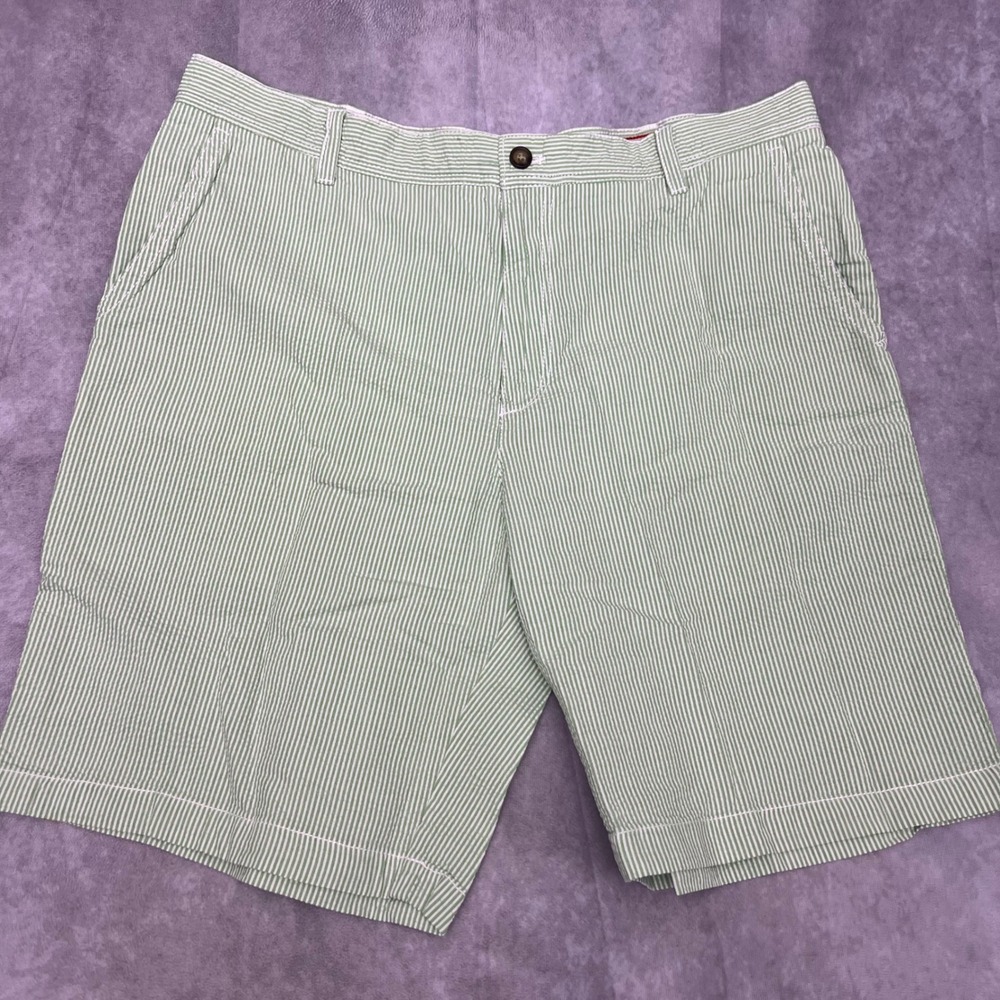 IZOD Seersucker Shorts Men 38 Green White Excellent Striped Preppy Coastal